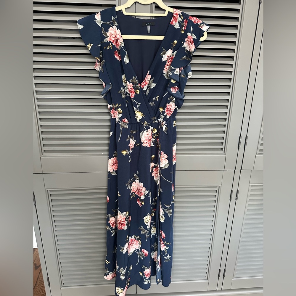 Soprano dress. Navy floral print, ruffle sleeves.  Size small